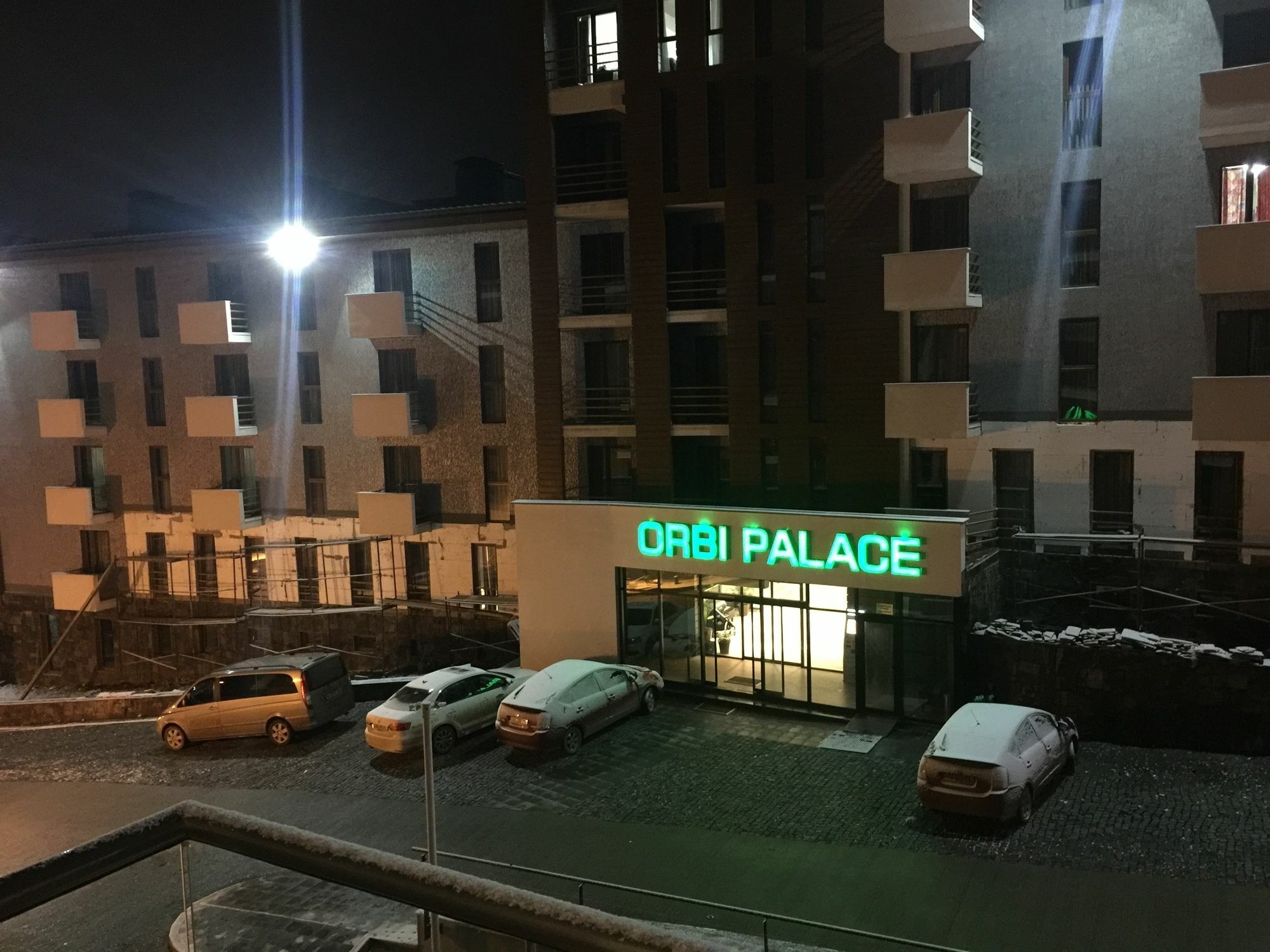Orbi Palace Aparthotel Bakuriani Exteriör bild